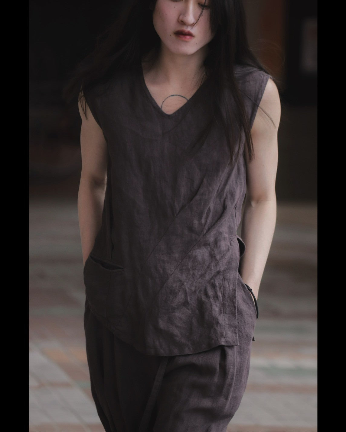 tuck sleeveless shirts