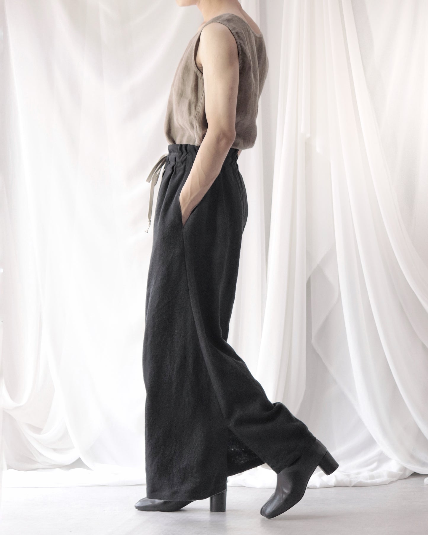 asymmetry tuck easy pants