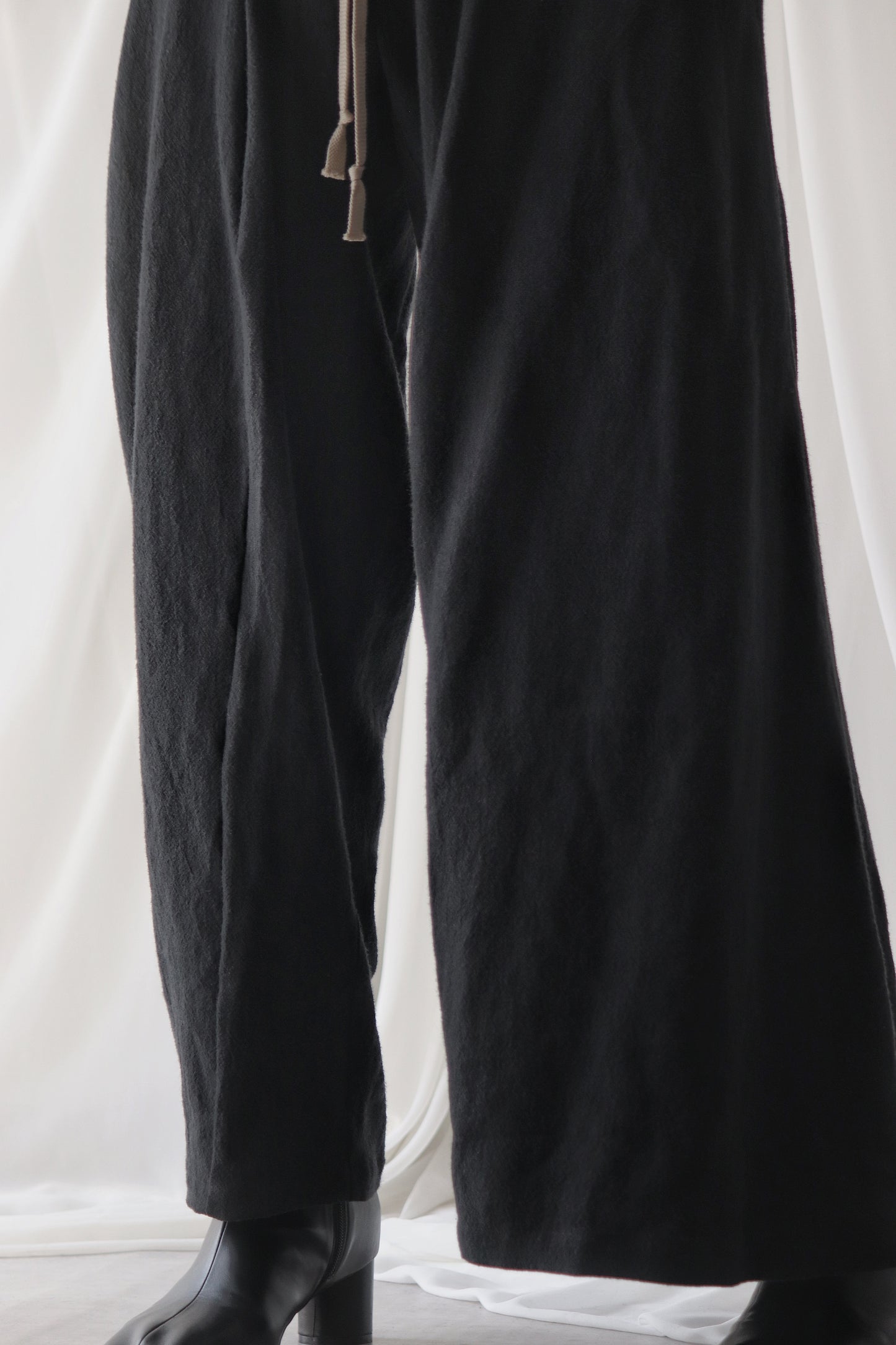 asymmetry tuck easy pants