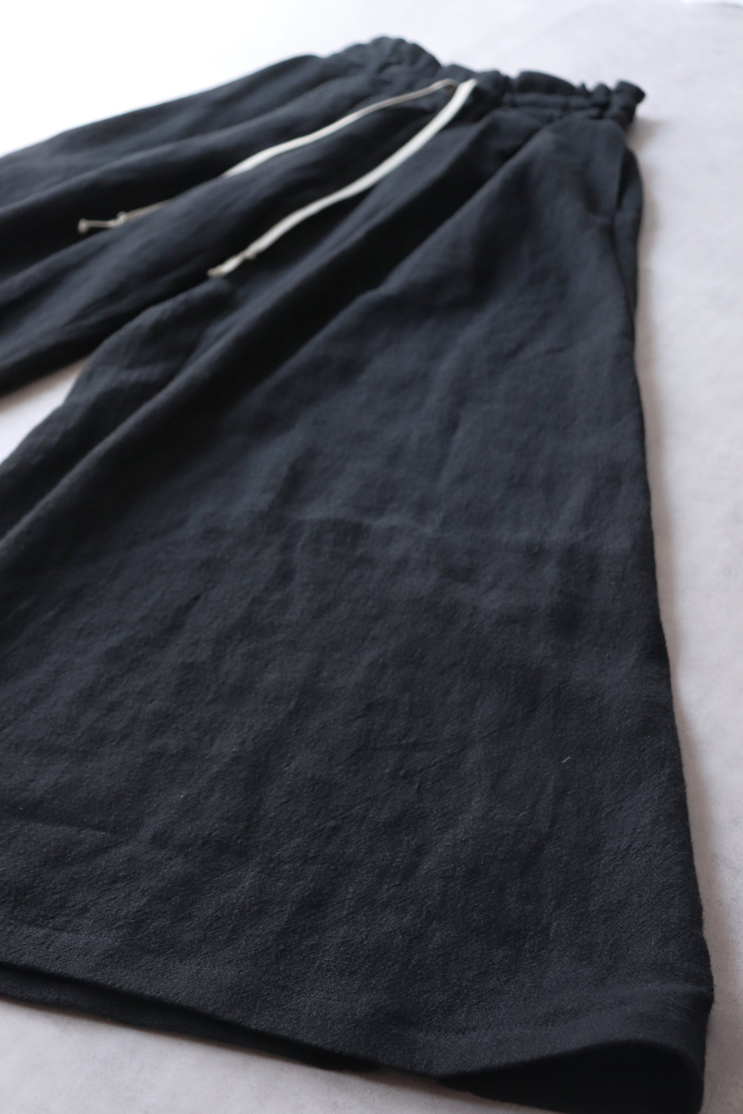 asymmetry tuck easy pants