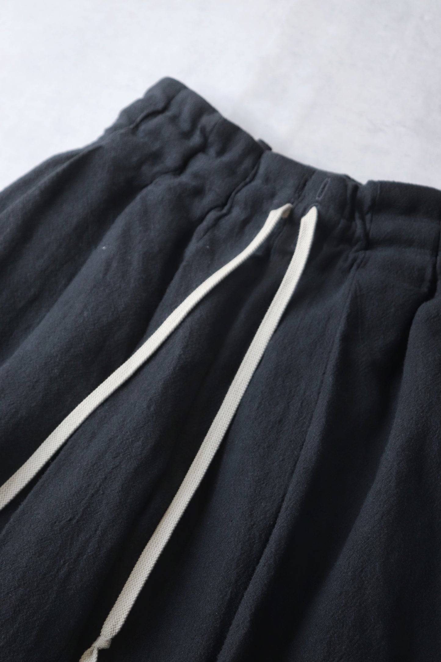 asymmetry tuck easy pants