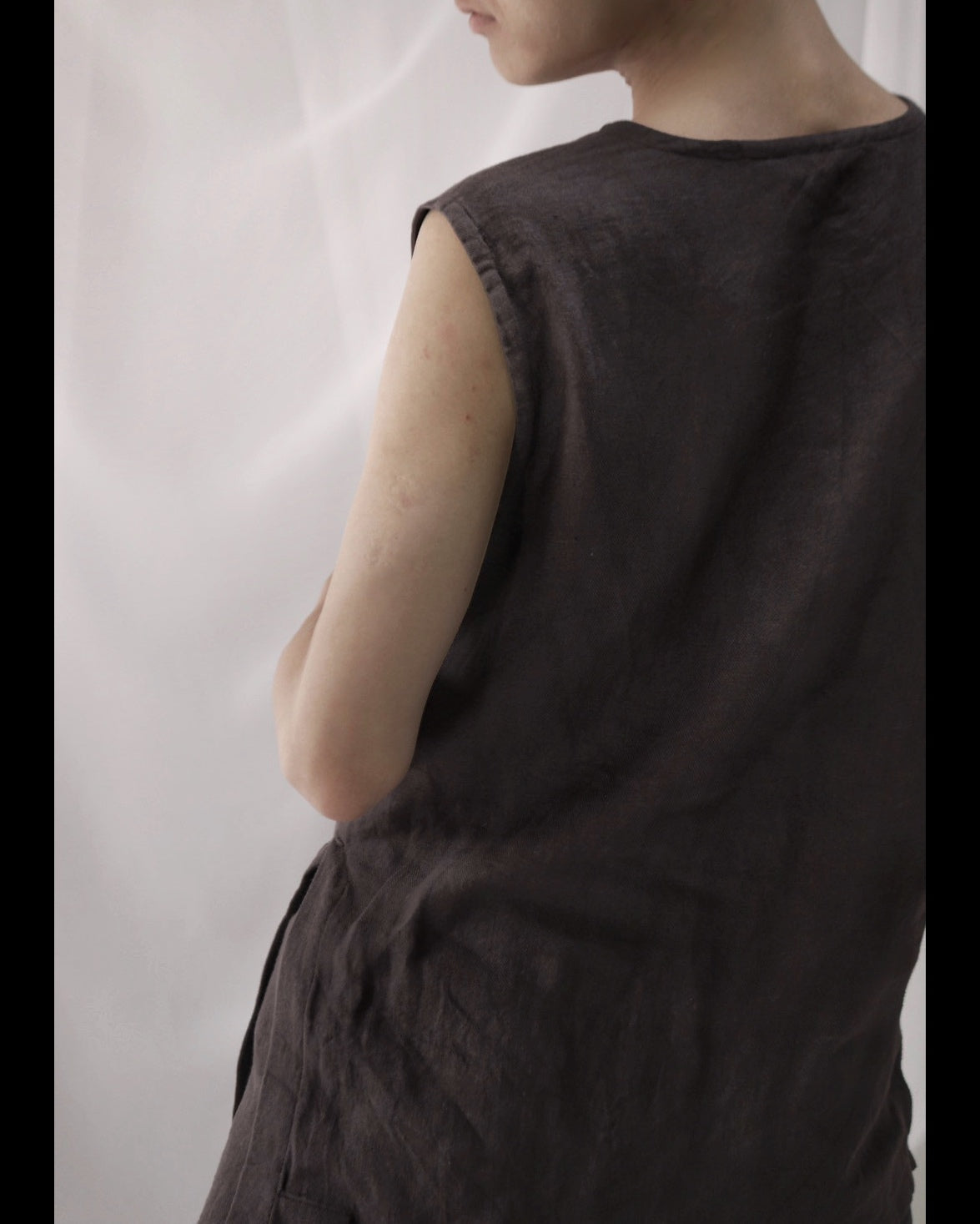 tuck tapered trousers