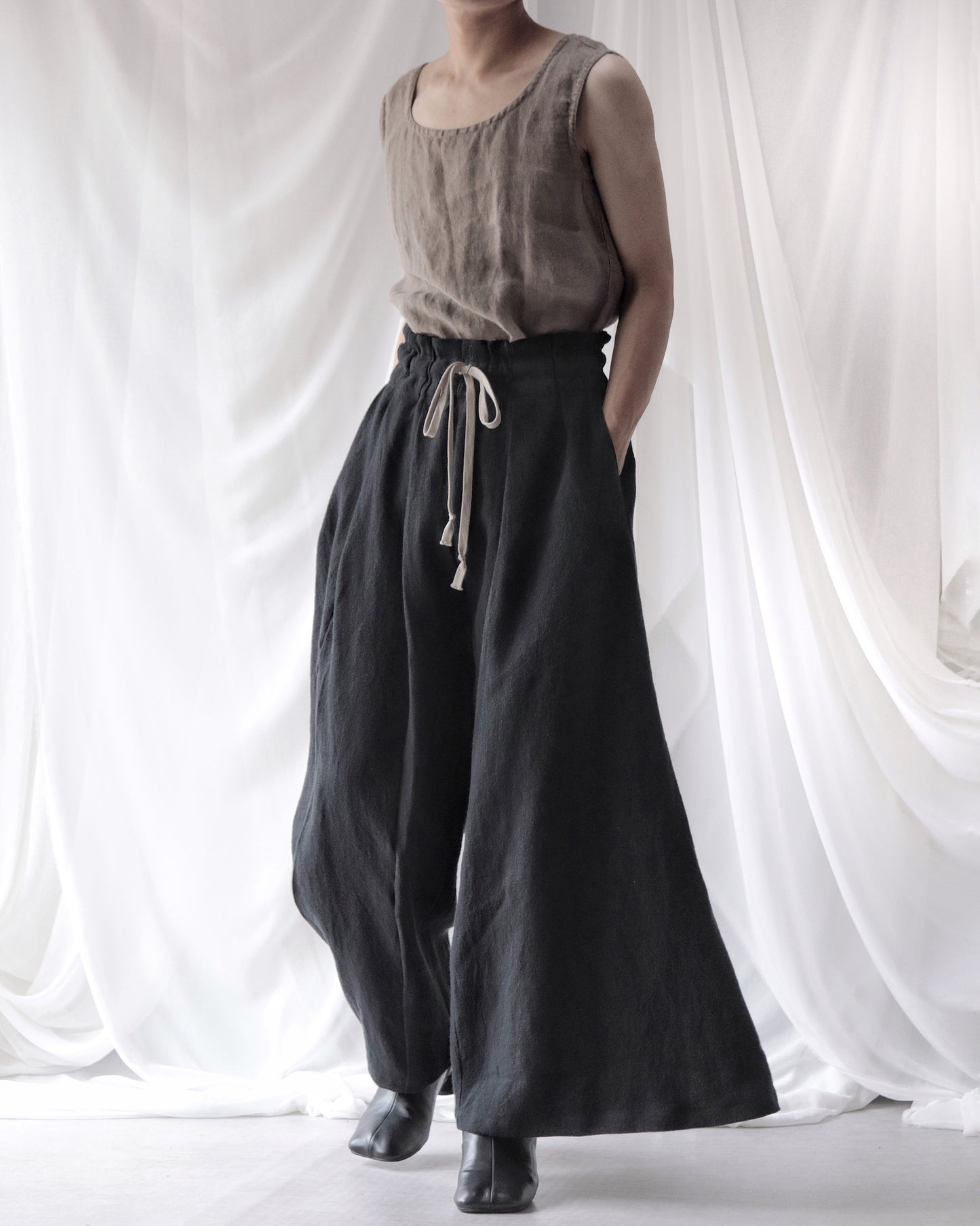 asymmetry tuck easy pants