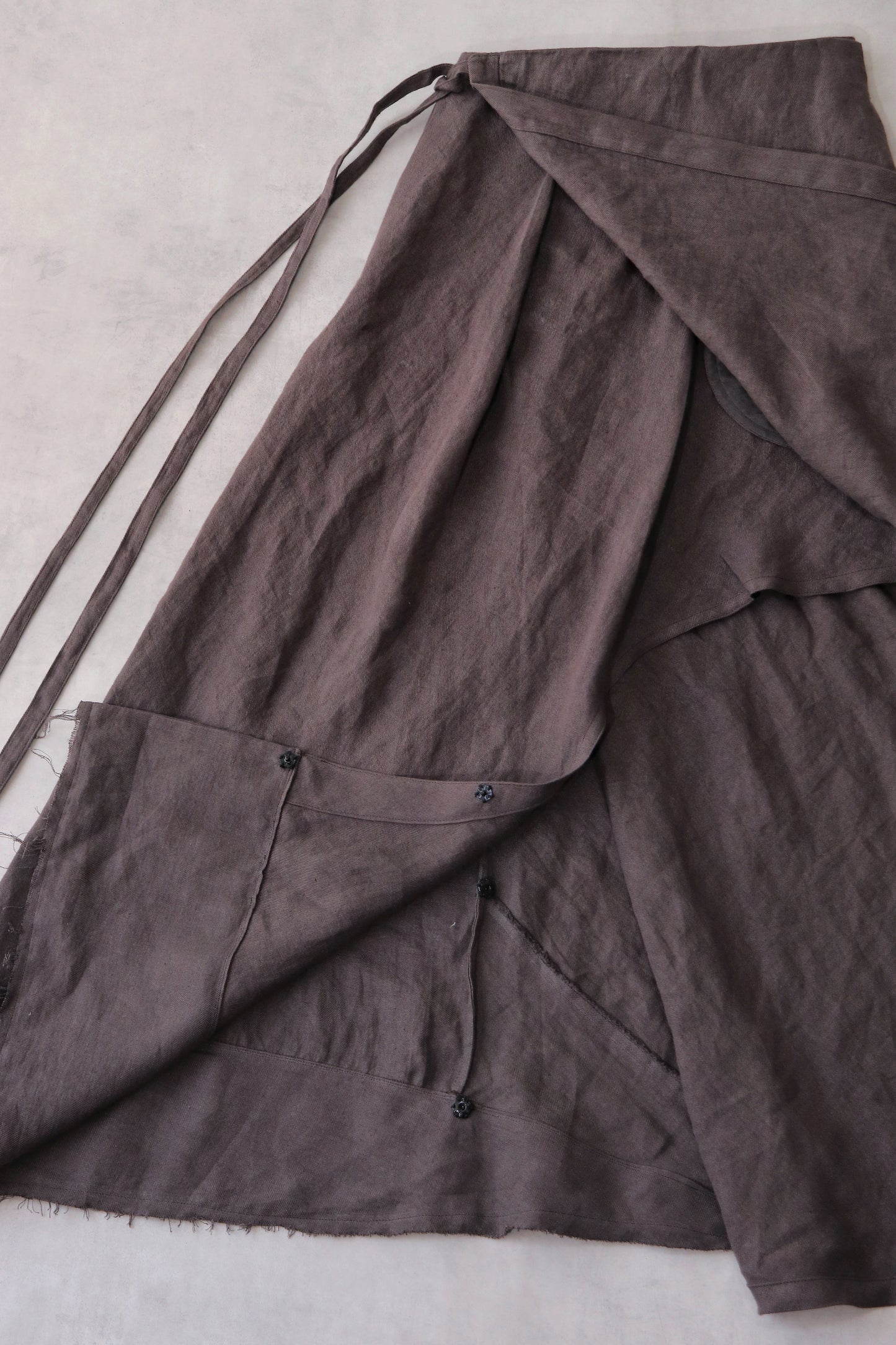 wrapped skirt 2025/charcoal