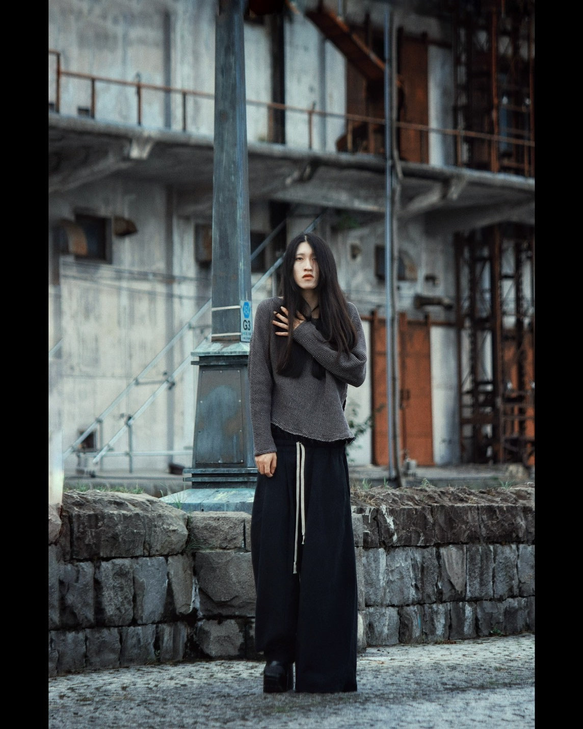 asymmetry tuck easy pants