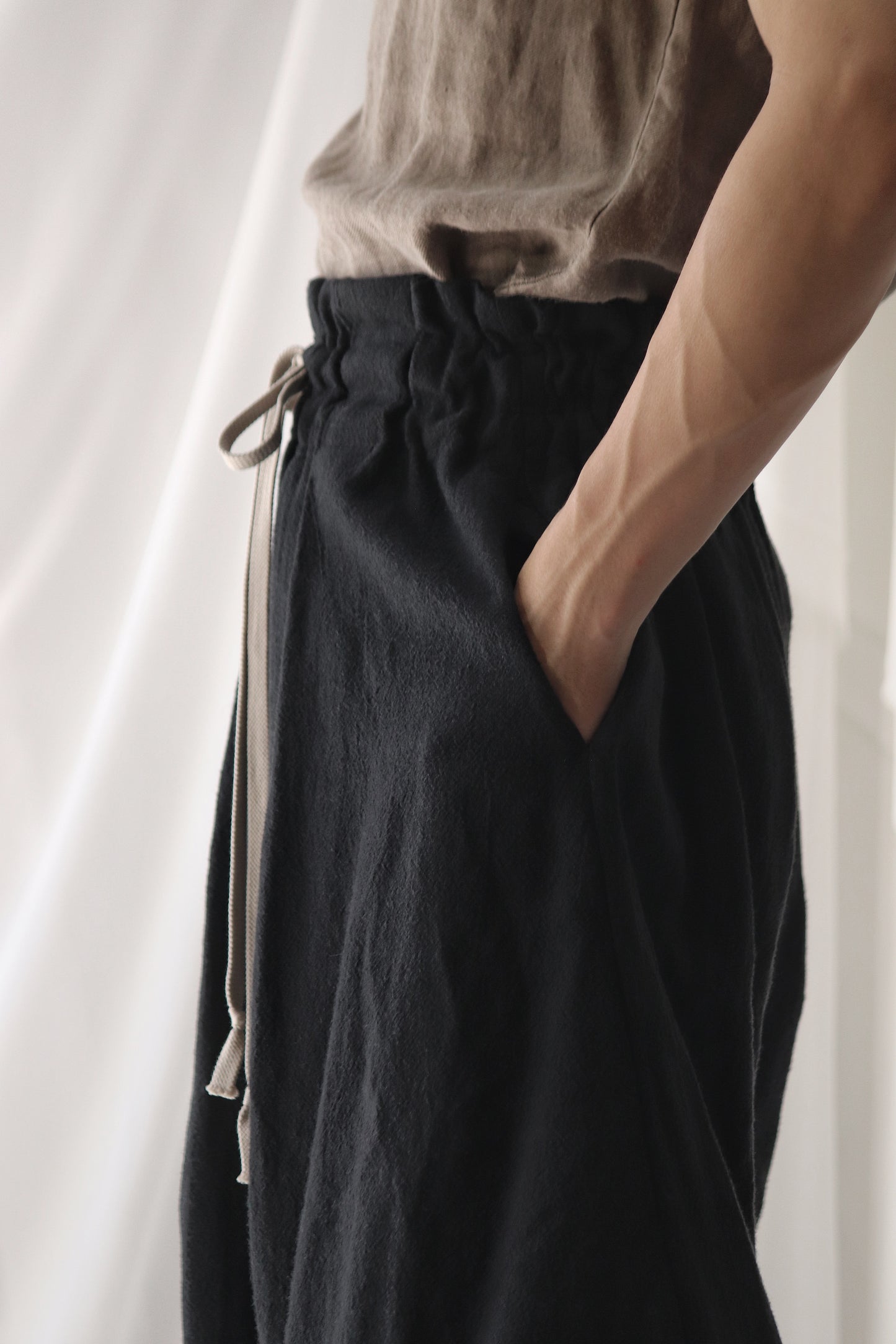 asymmetry tuck easy pants