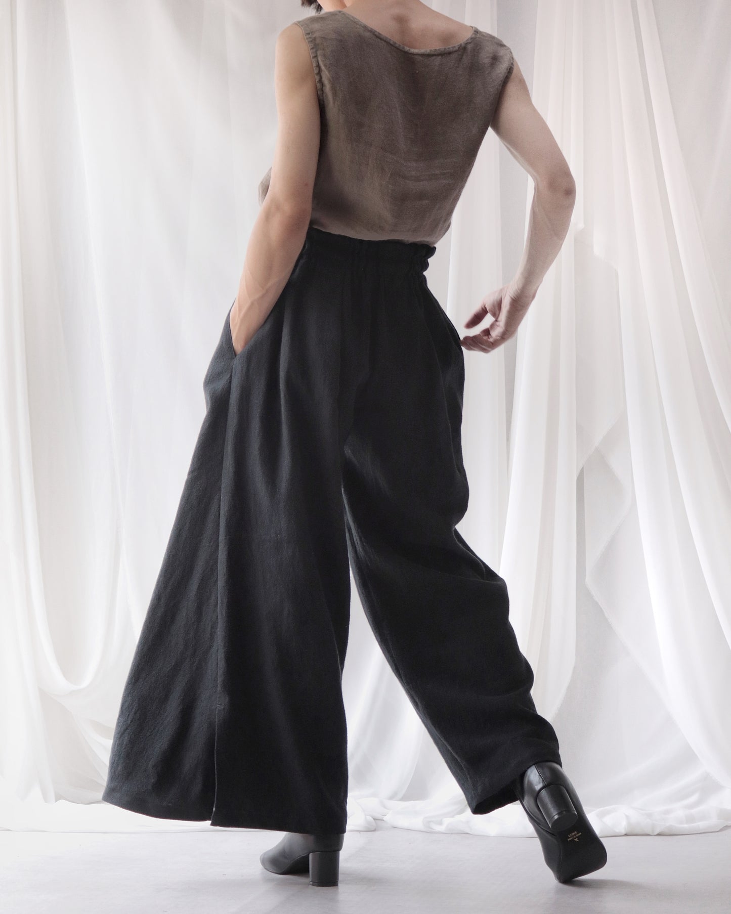 asymmetry tuck easy pants