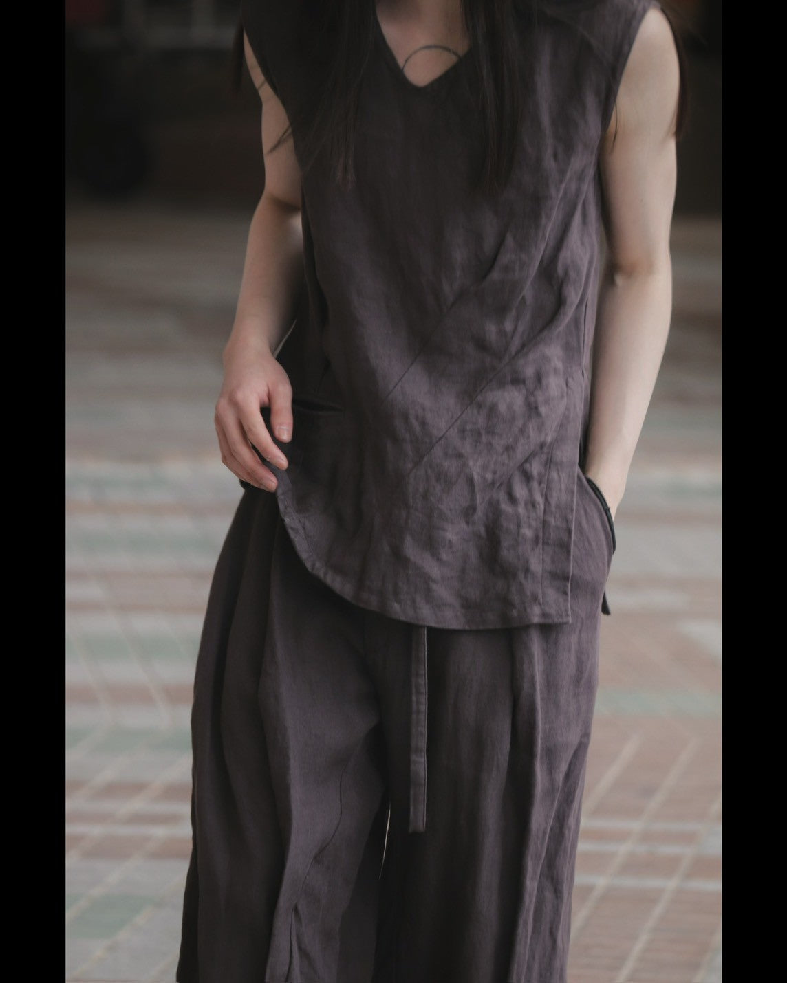 tuck sleeveless shirts