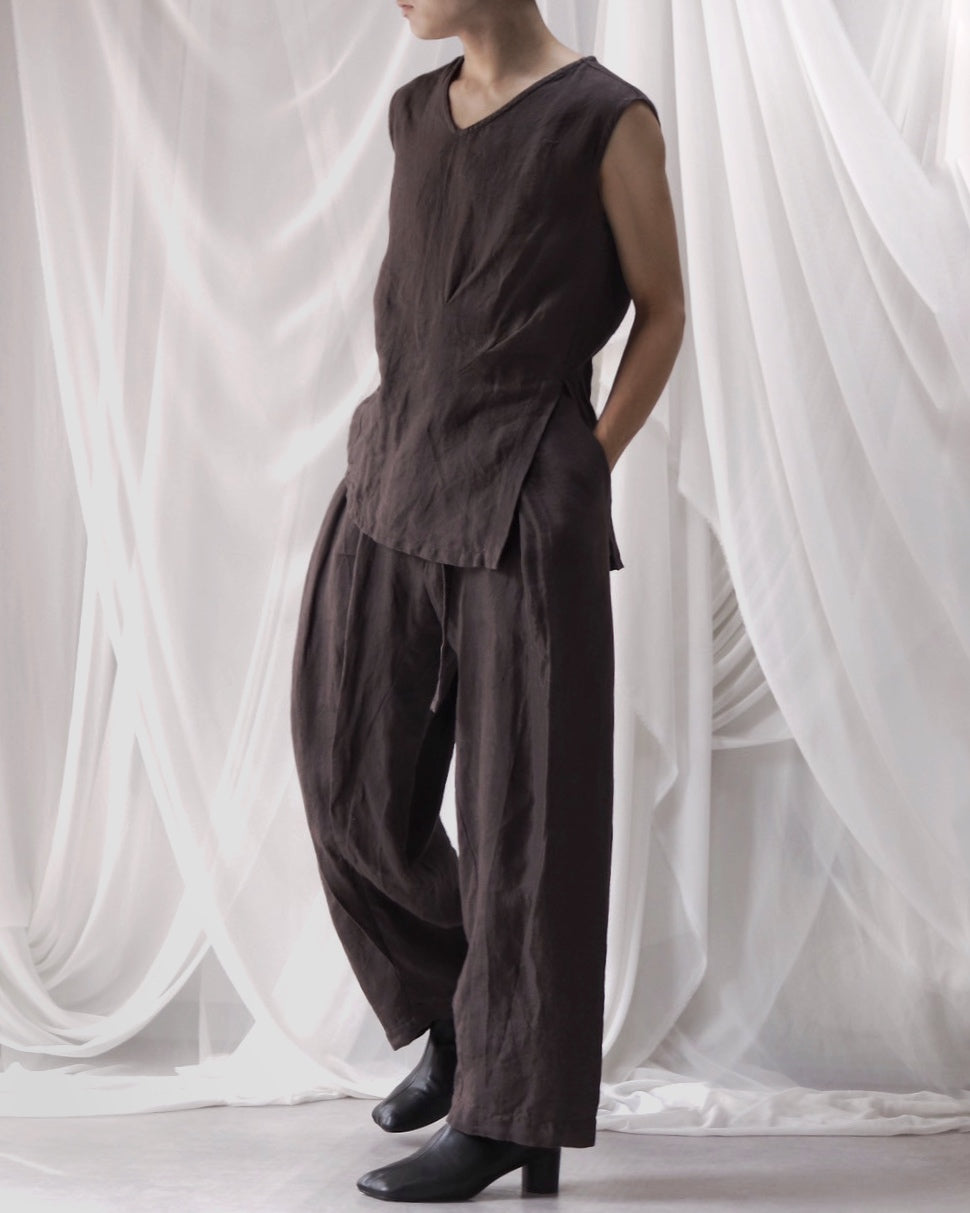 tuck sleeveless shirts
