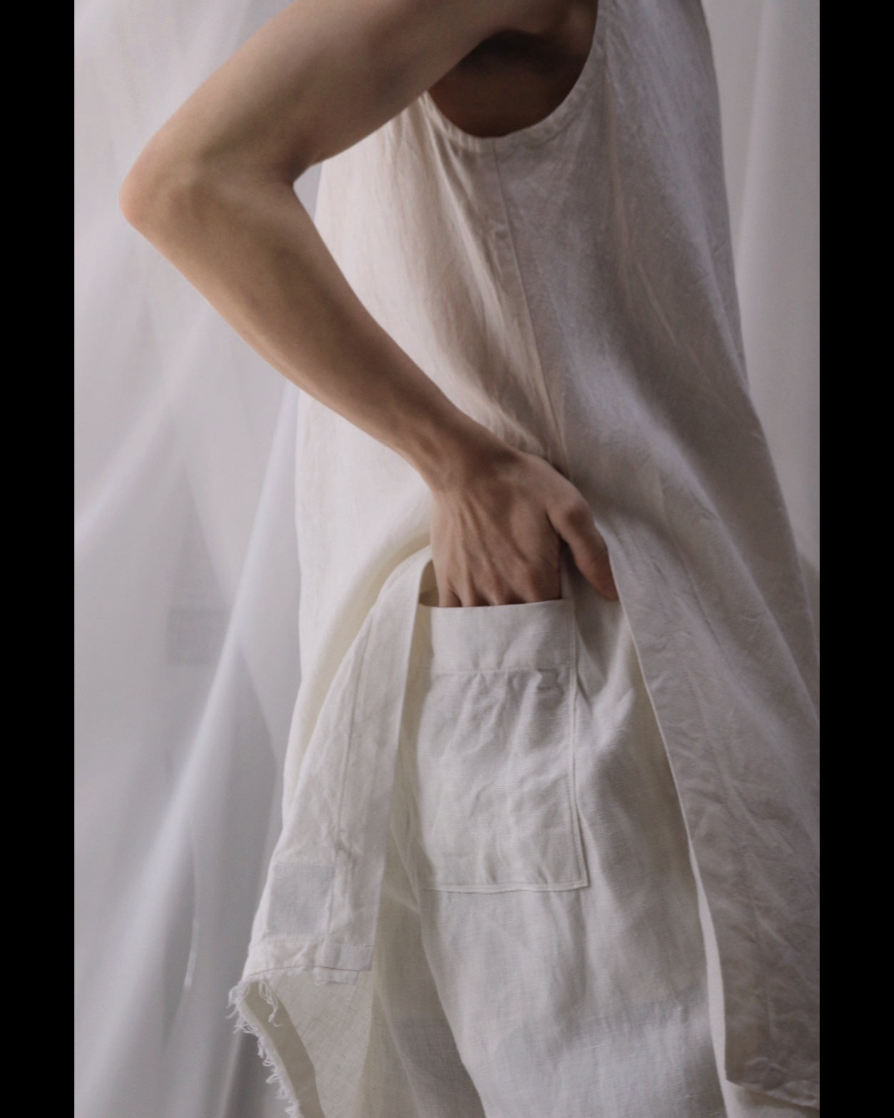 wide easy trousers