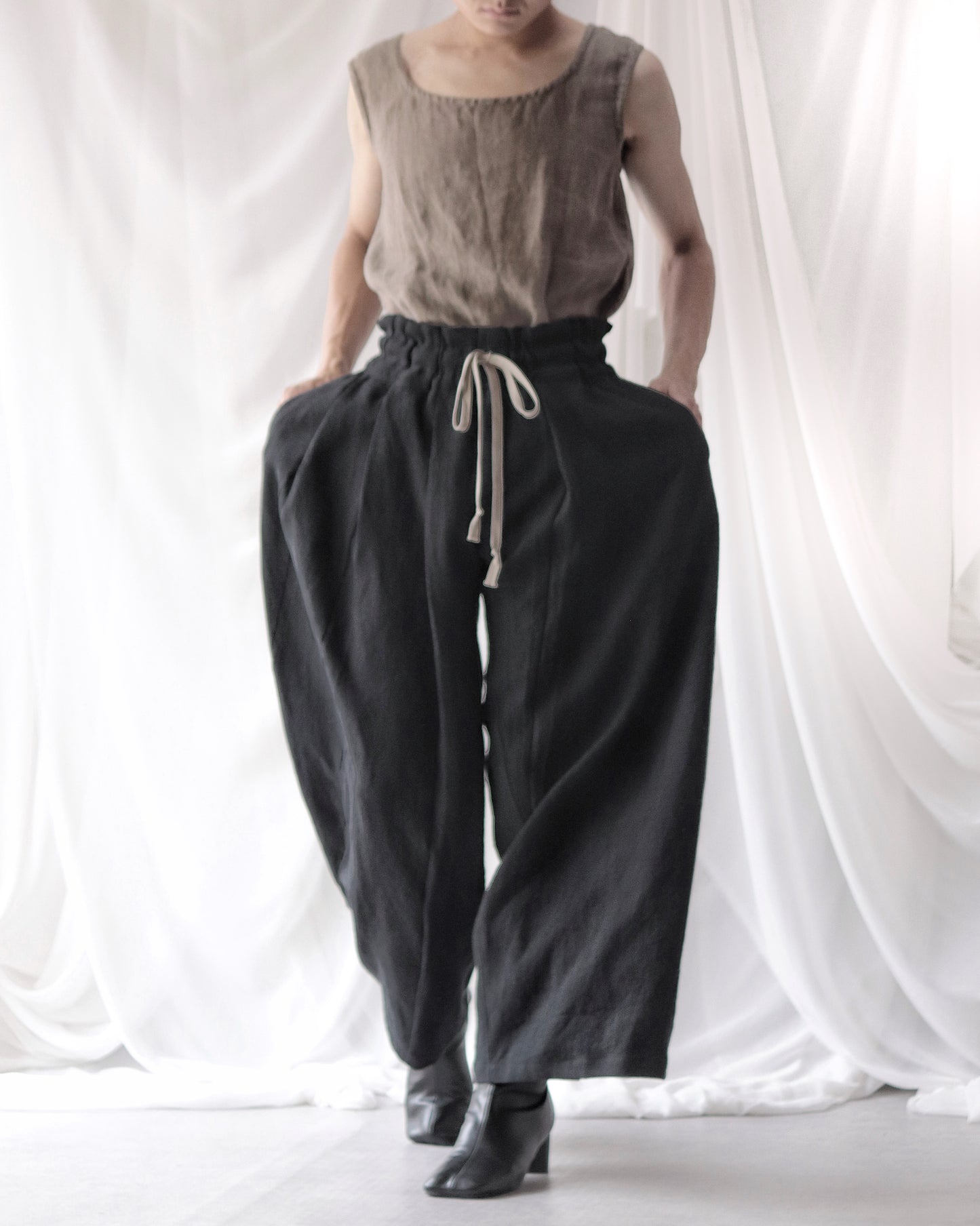 asymmetry tuck easy pants