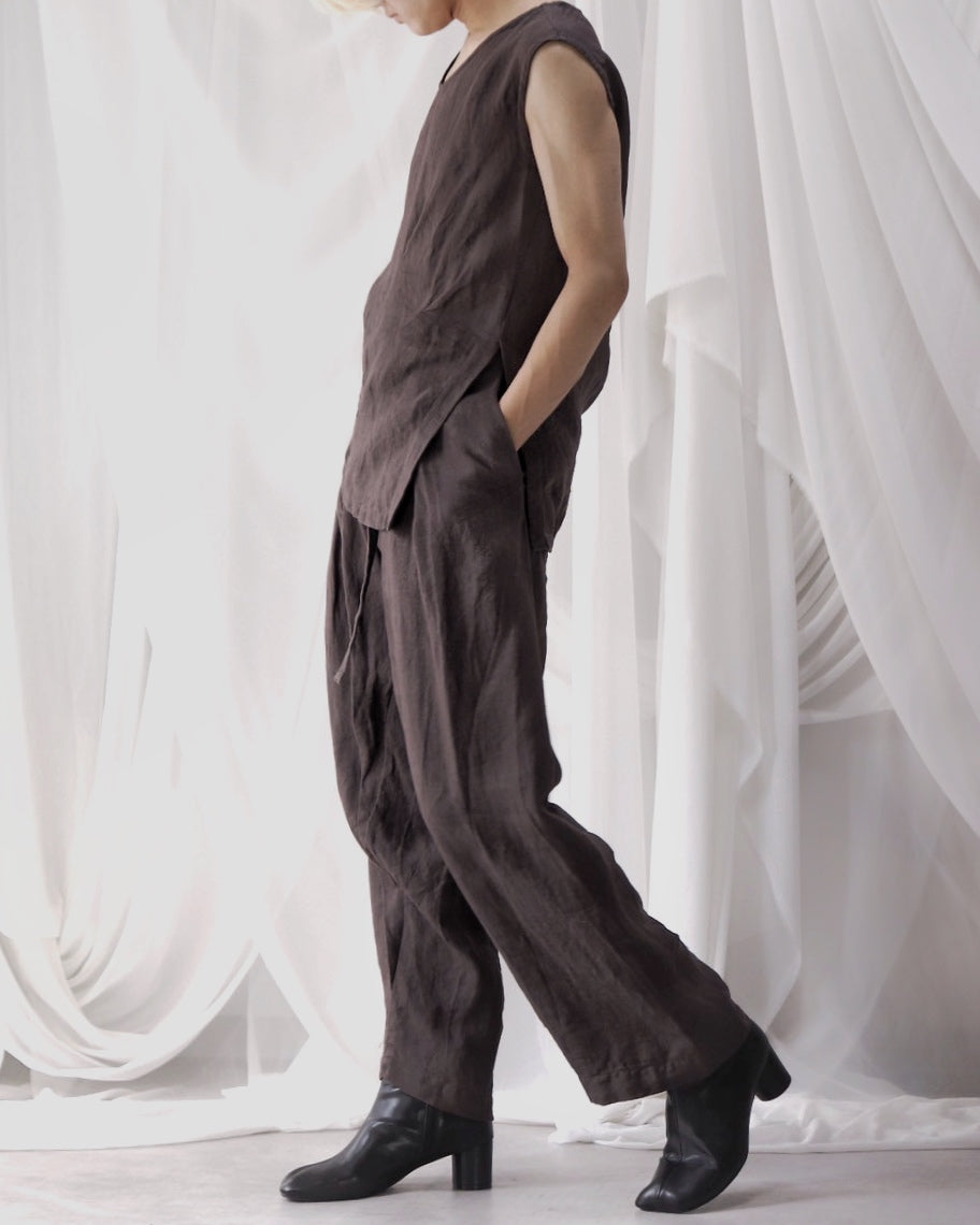 tuck sleeveless shirts