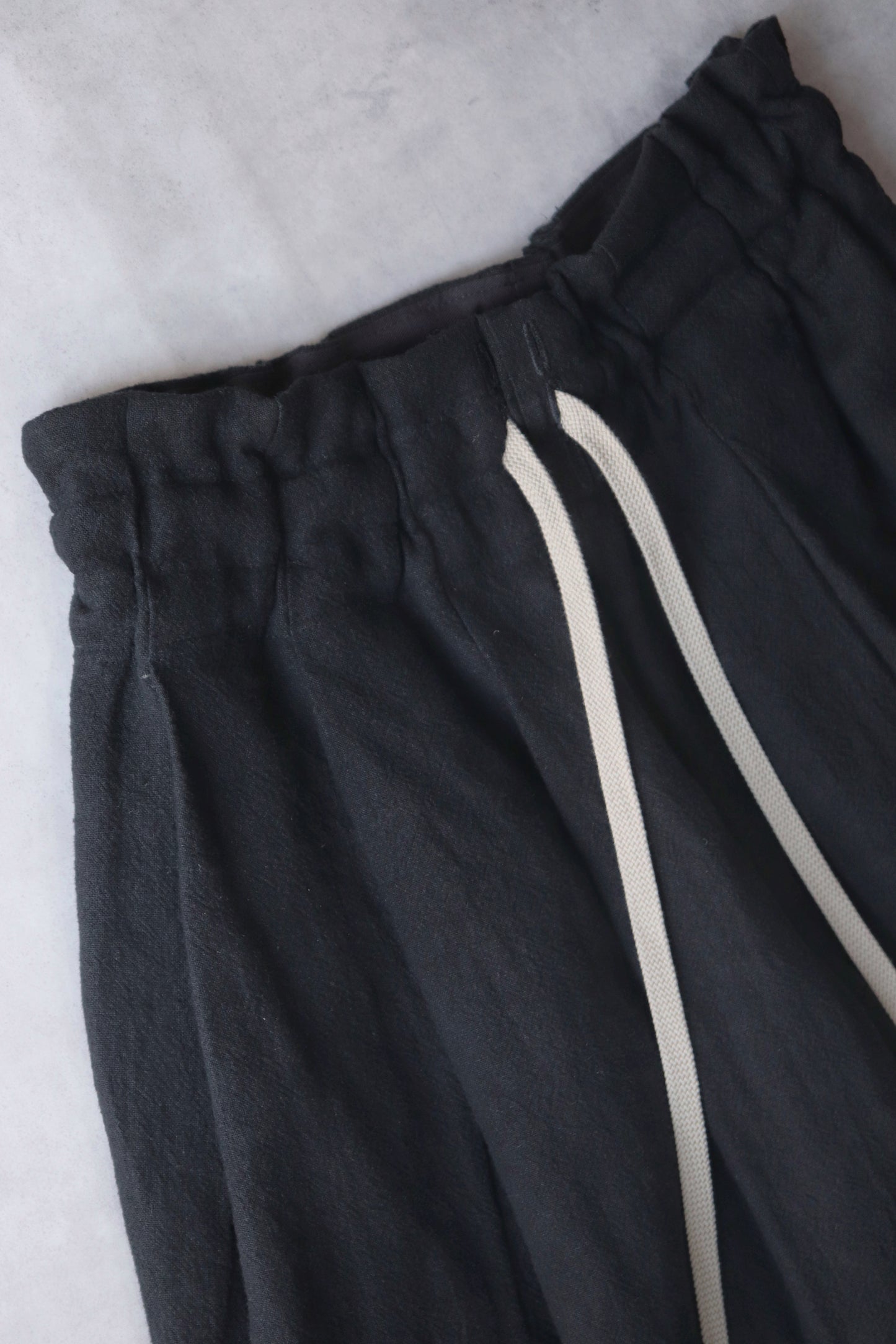 asymmetry tuck easy pants