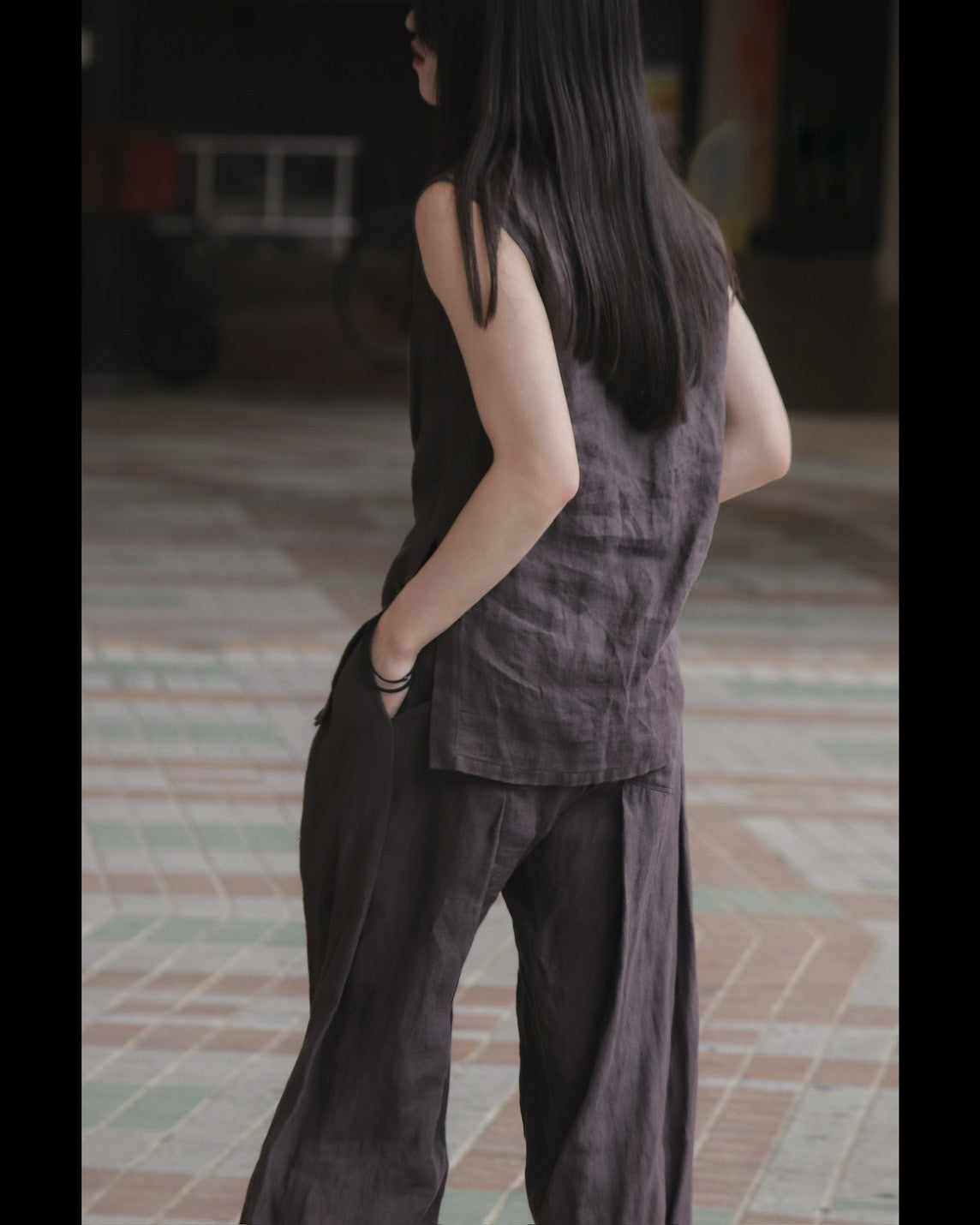 tuck sleeveless shirts