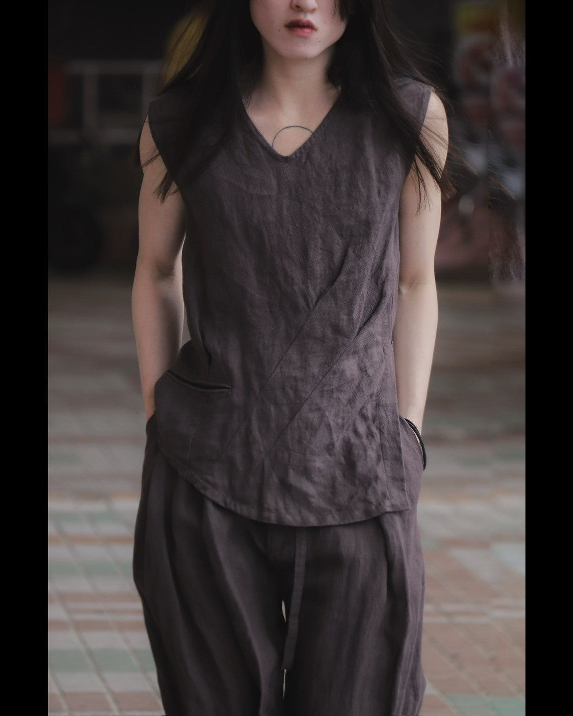 tuck sleeveless shirts