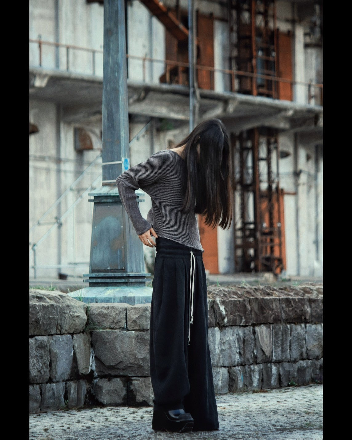 asymmetry tuck easy pants