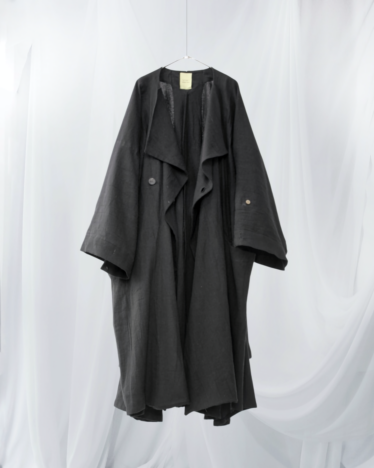 vestido de lino con cuello de tres vías