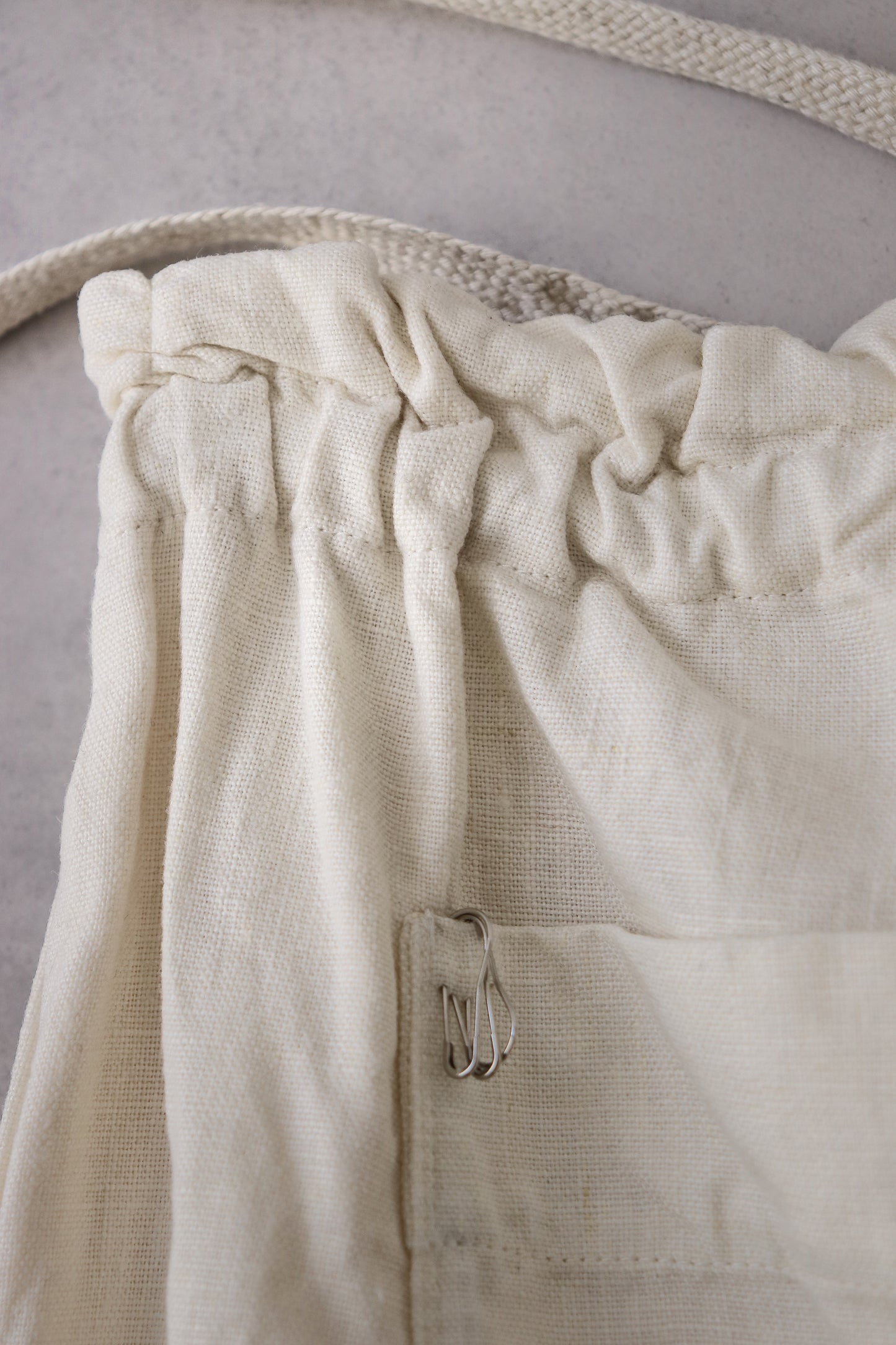 wide easy trousers