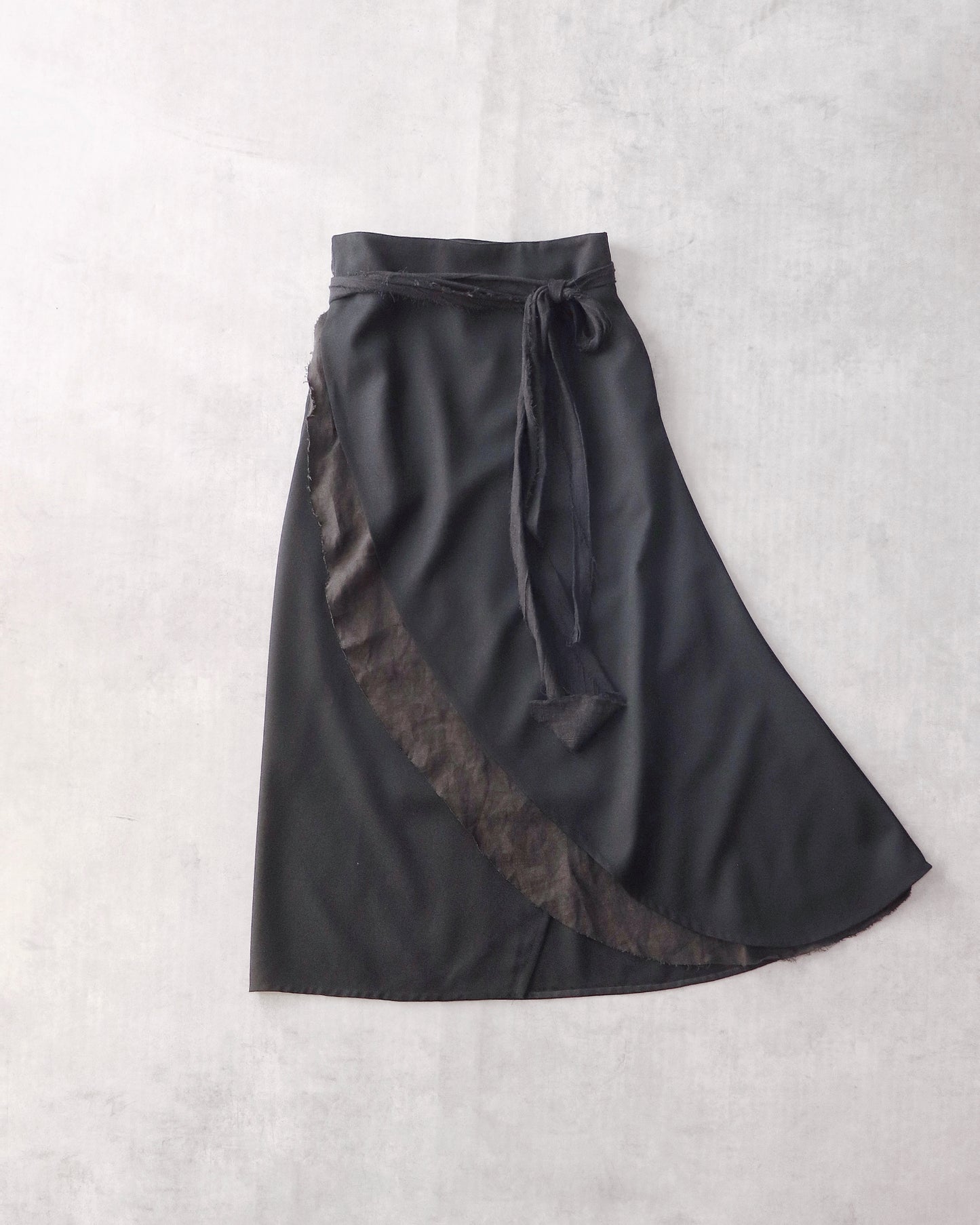 wrapped layered frayed skirt