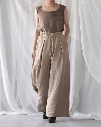 wide easy trousers