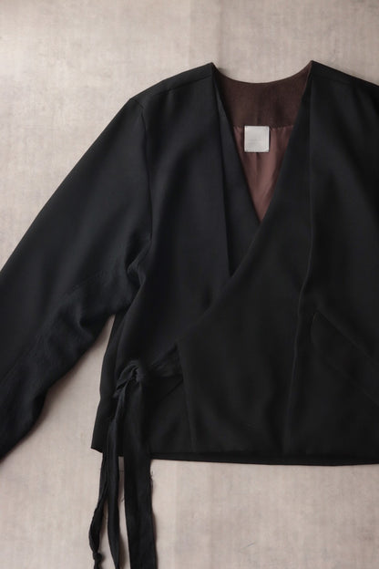 collarless tailored jacket