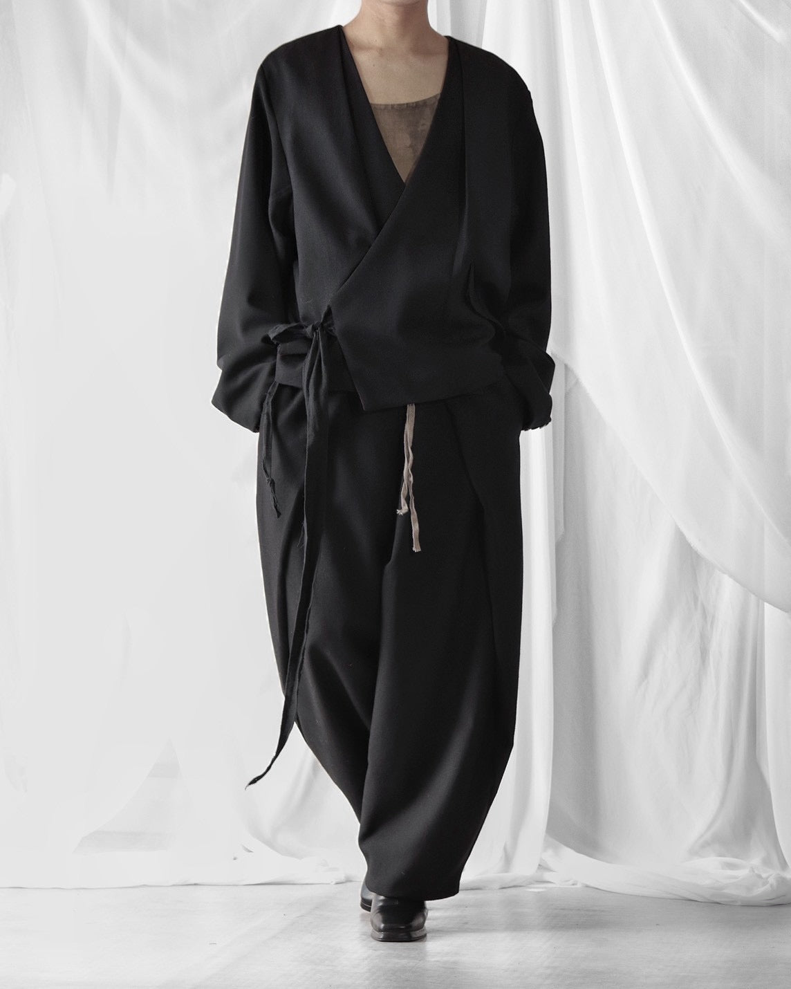 collarless tailored jacket
