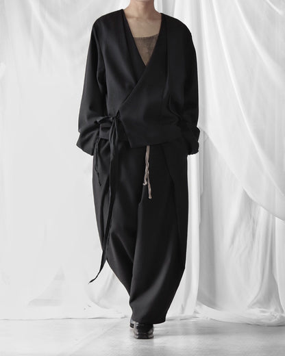 collarless tailored jacket