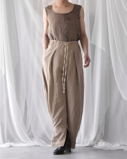 wide easy trousers