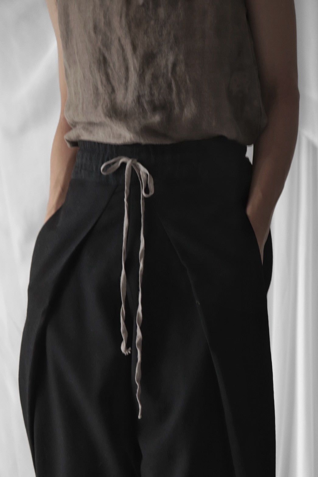 tucked tapered easy slacks