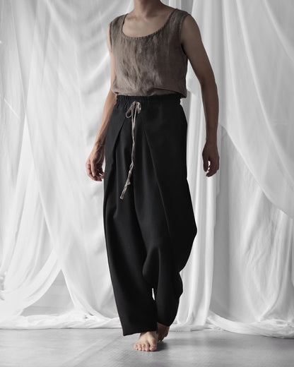 tucked tapered easy slacks