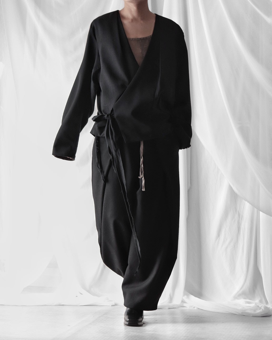 collarless tailored jacket