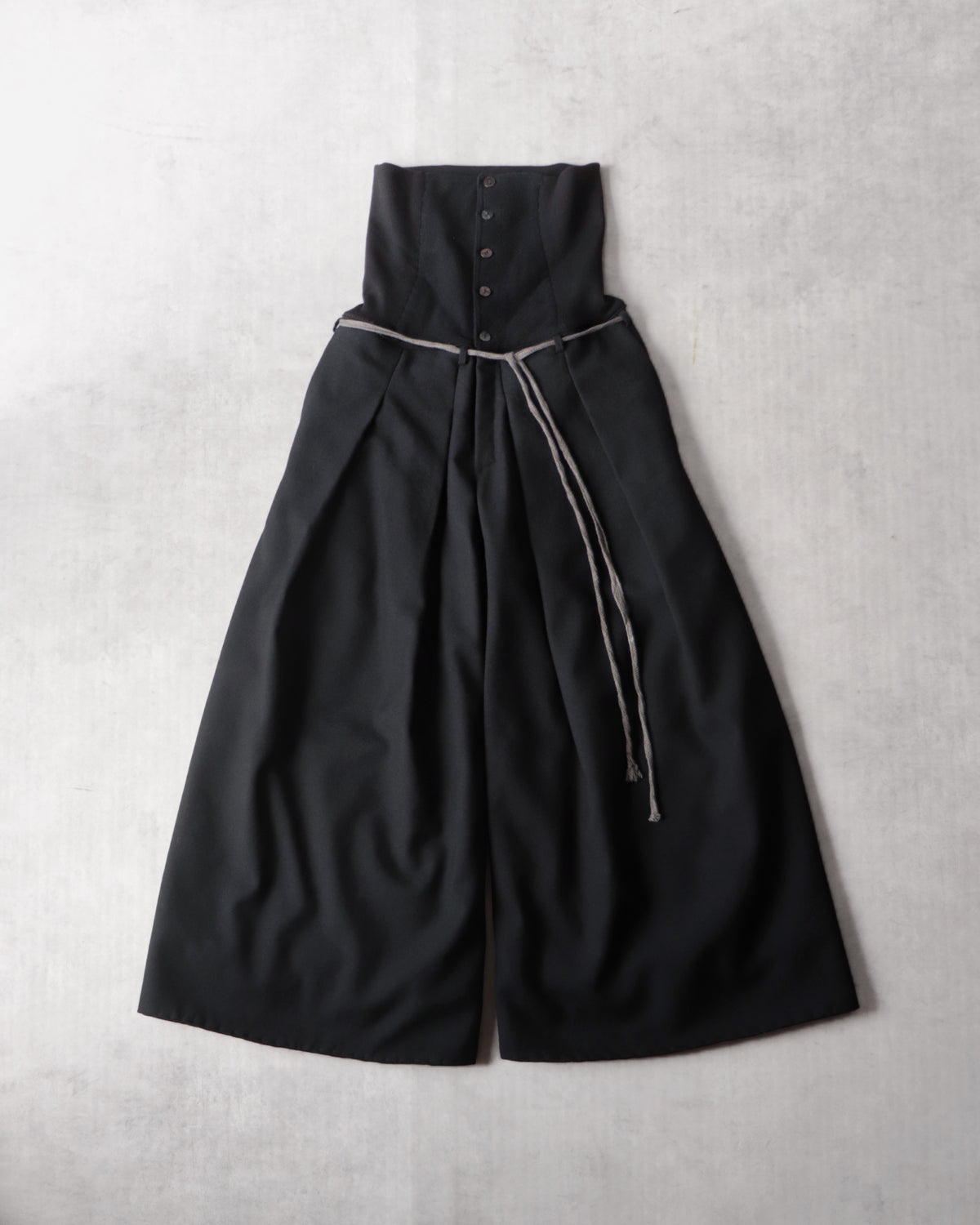 HARAMAKI trousers