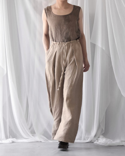 wide easy trousers
