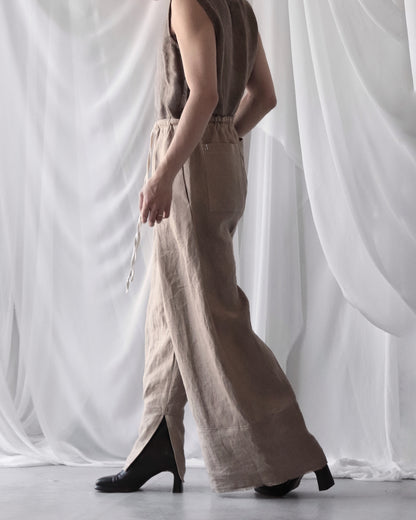 wide easy trousers