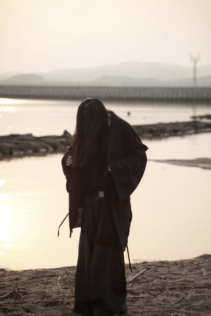 mid-length slit haori