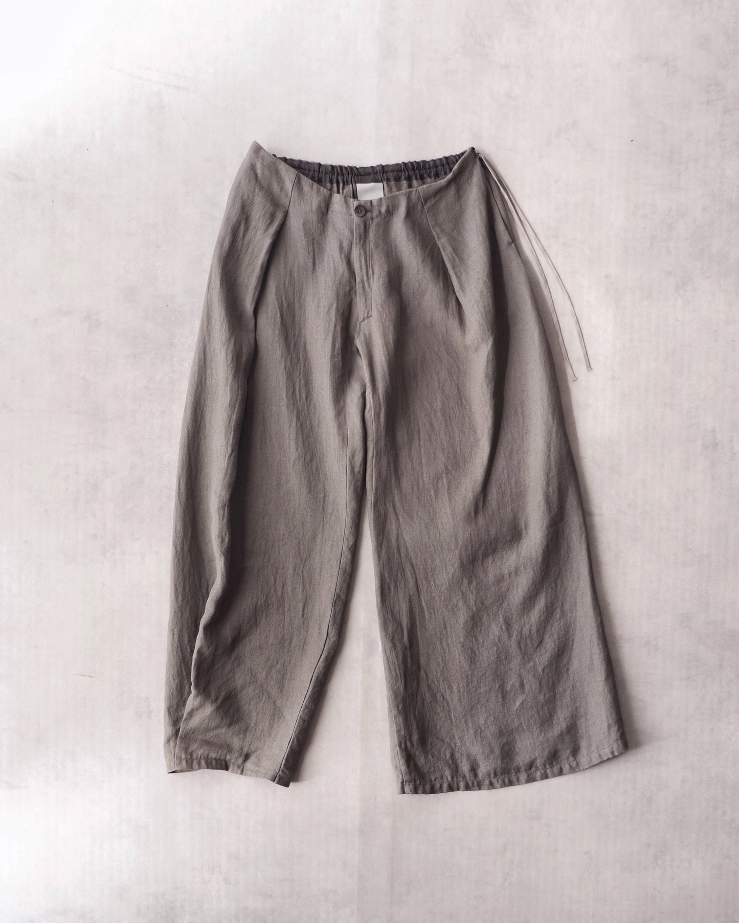 low-rise slacks