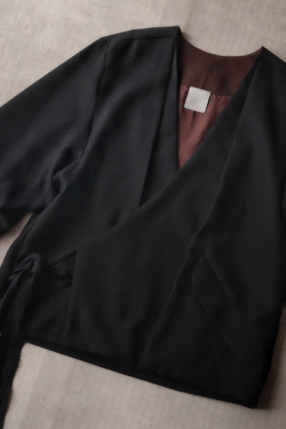 collarless tailored jacket