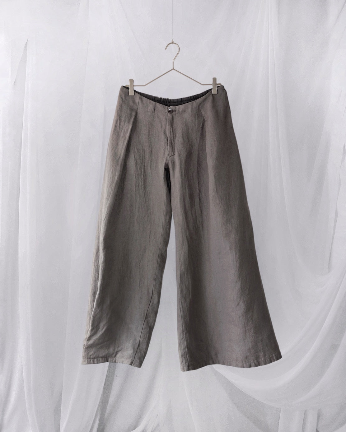 low-rise slacks