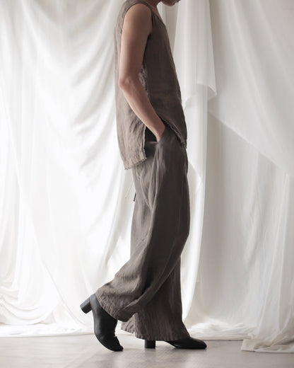 low-rise slacks