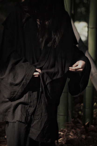 mid-length slit haori