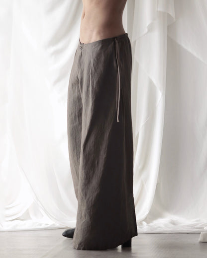 low-rise slacks