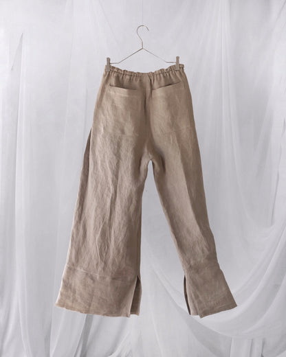 wide easy trousers