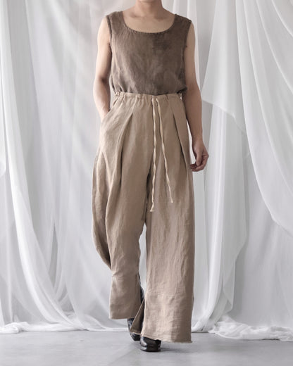 wide easy trousers