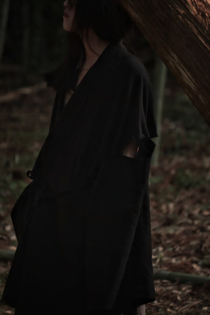 mid-length slit haori
