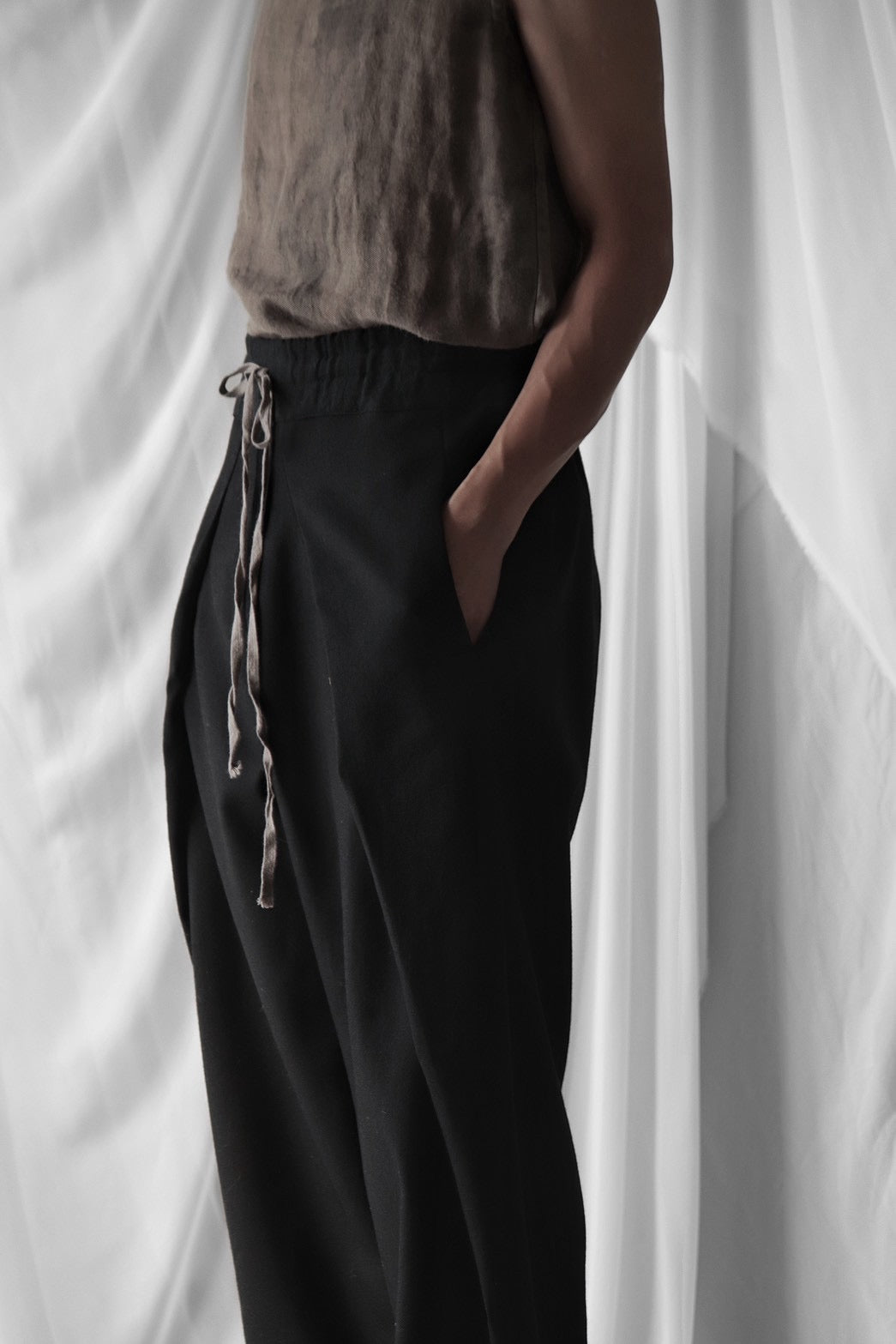 tucked tapered easy slacks