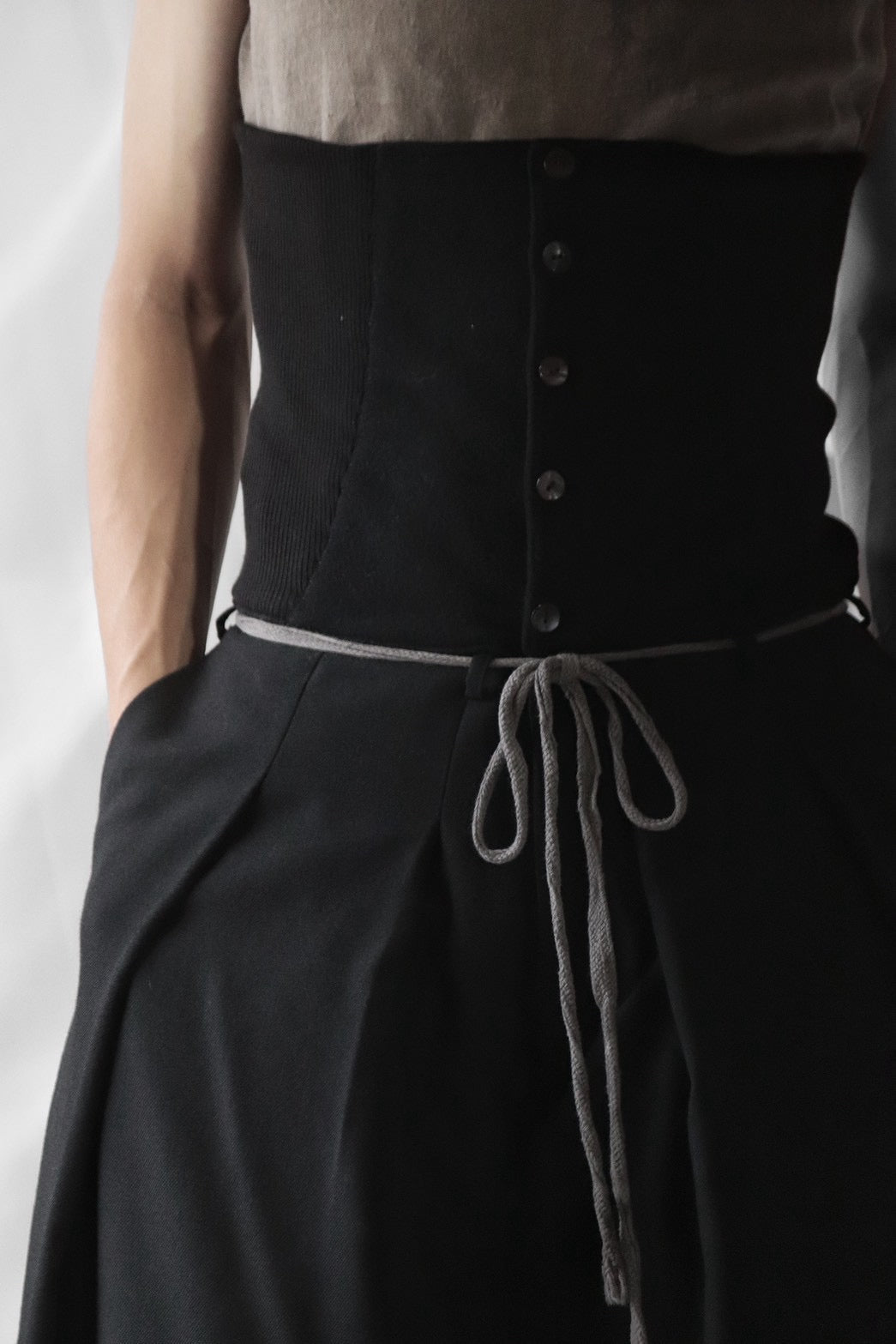 HARAMAKI trousers