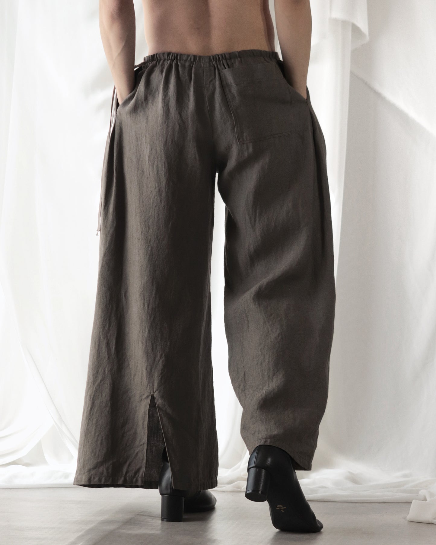 low-rise slacks