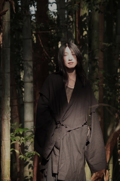 mid-length slit haori