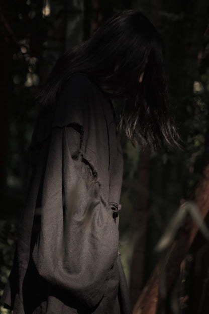 mid-length slit haori