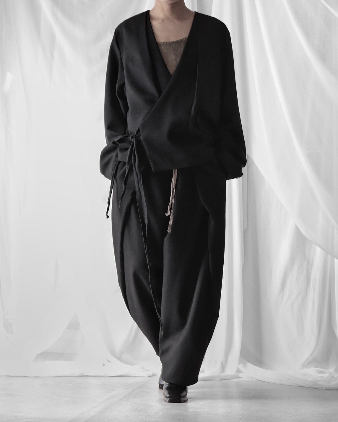collarless tailored jacket